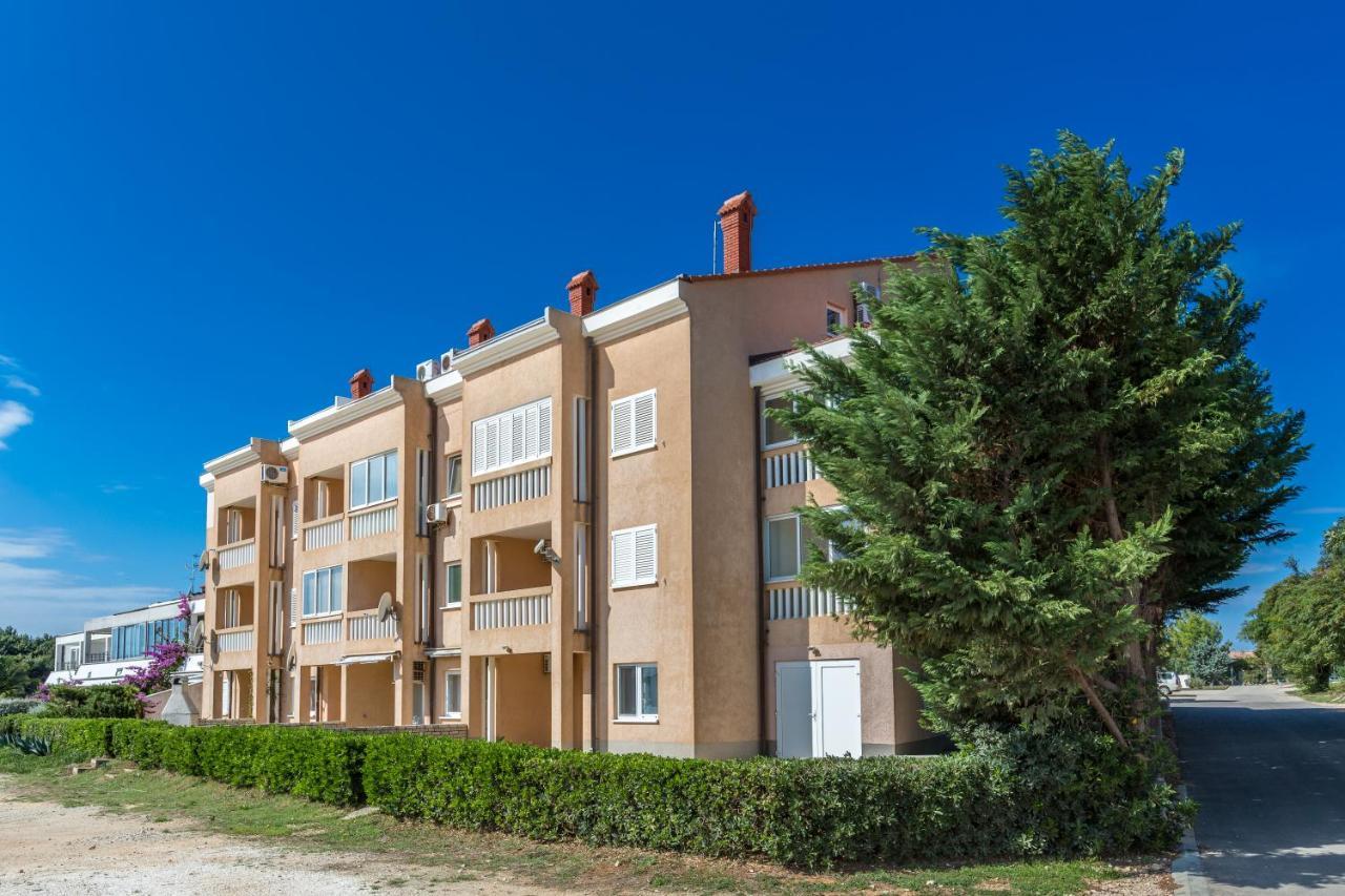 Milena Apartment Medulin Bagian luar foto